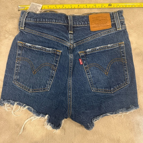 Levi Ribcage Shorts - Picture 1 of 4